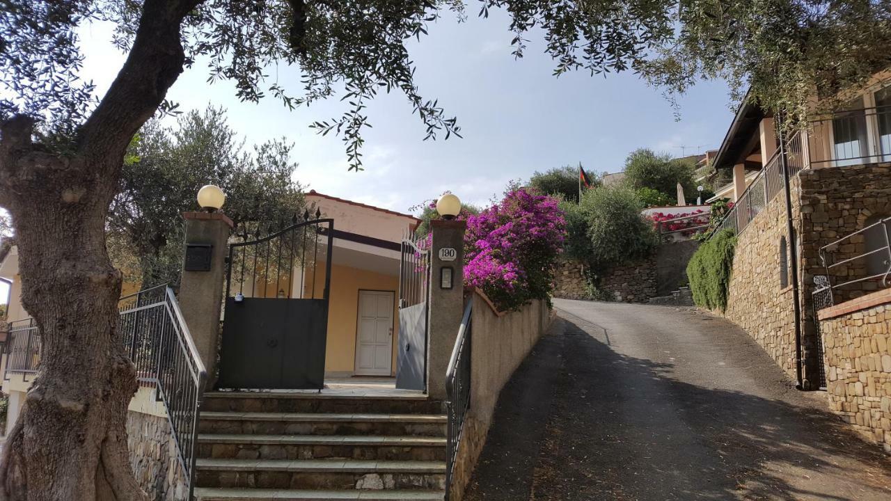 Villa Jone Diano Marina Exterior foto